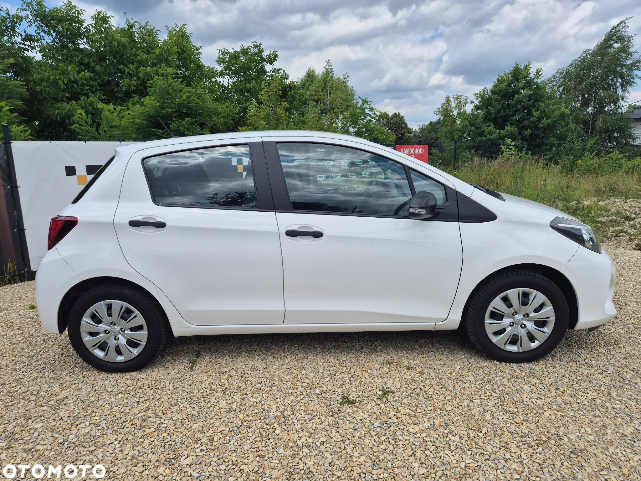 Toyota Yaris 1.0 Active - 17