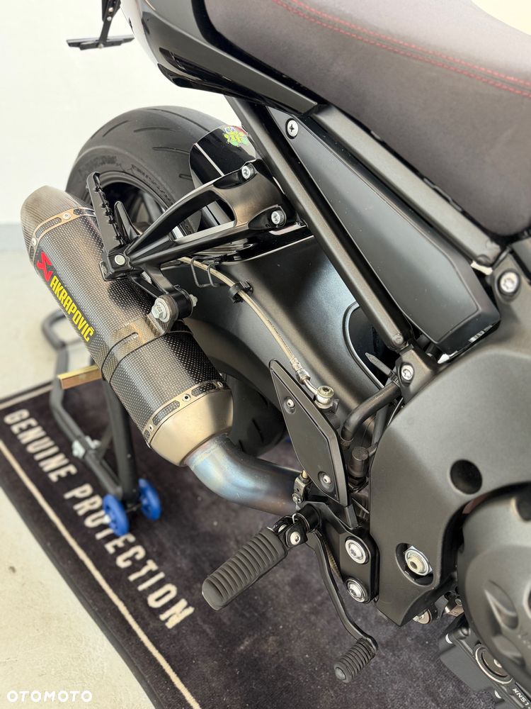 Yamaha FZ - 19
