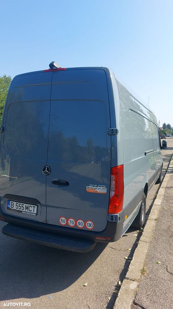 Mercedes-Benz Sprinter - 7