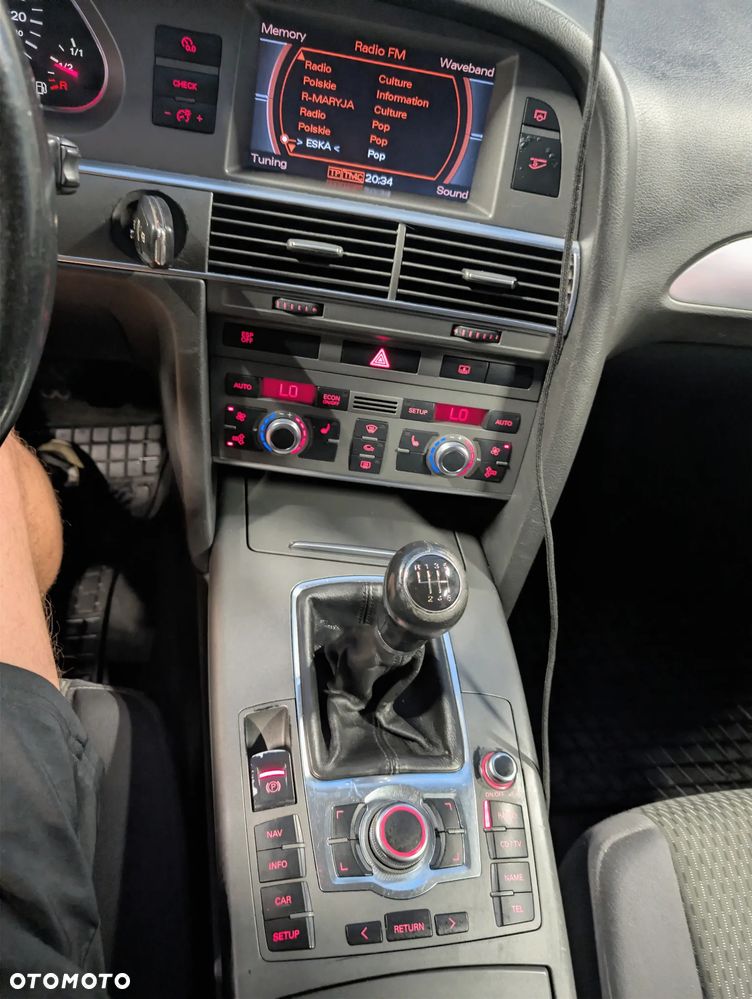 Audi A6 Limousine 2.4 - 11