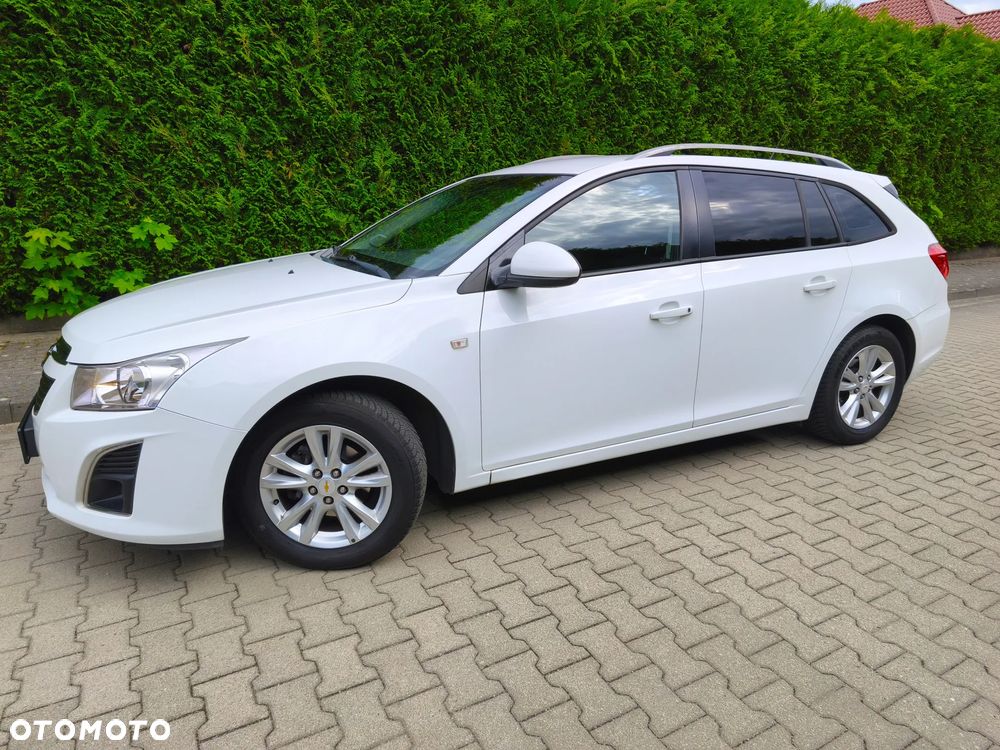 Chevrolet Cruze 1.6 LT - 4