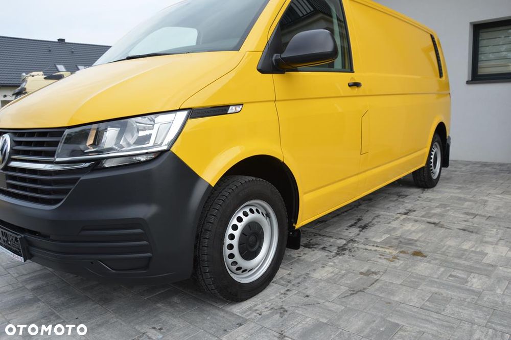 Volkswagen Transporter - 11