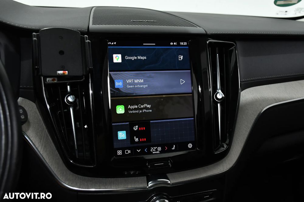 Volvo XC 60 T6 AWD Recharge Geartronic Inscription - 18