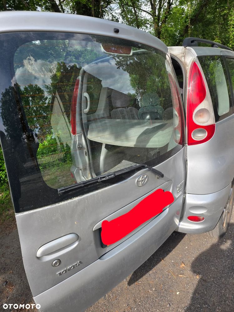 Toyota Yaris - 9