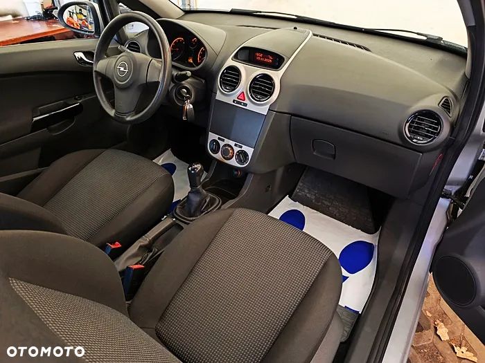 Opel Corsa - 38