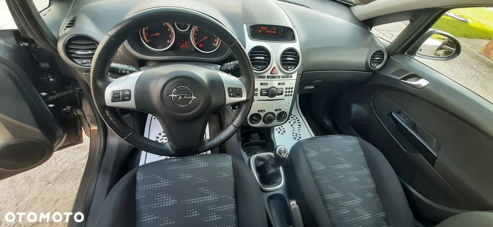 Opel Corsa - 38