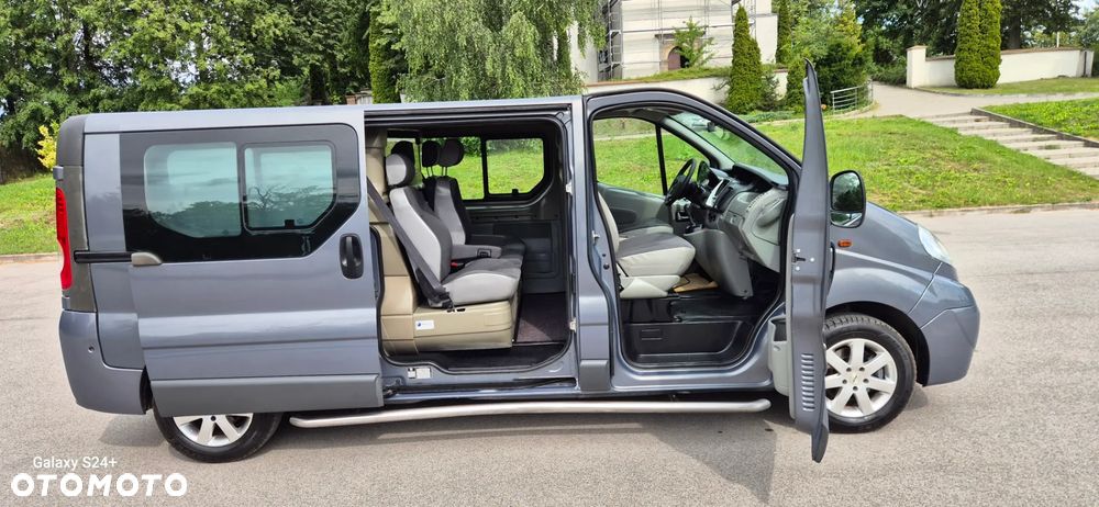 Opel Vivaro - 31