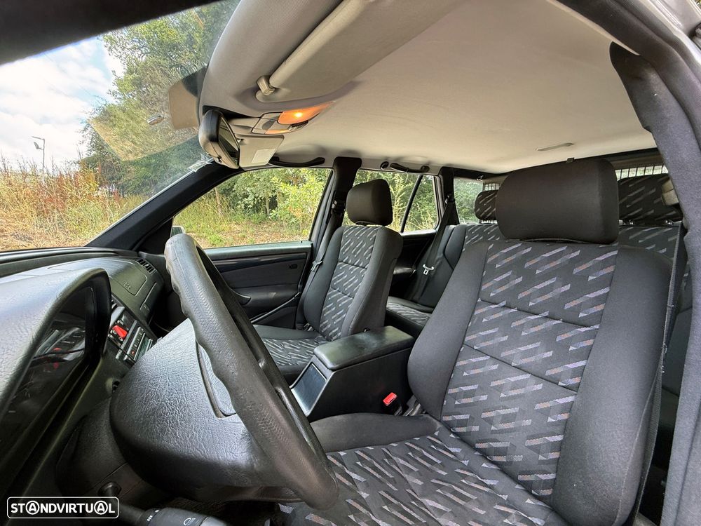 Mercedes-Benz C 220 - 14
