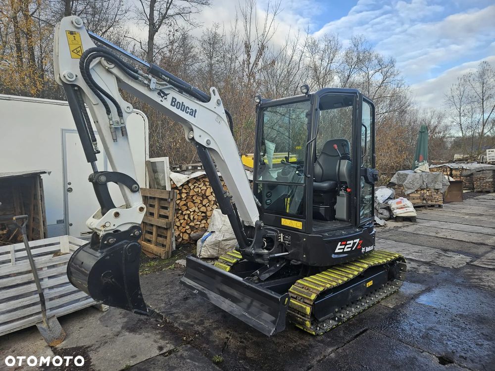 Bobcat e27 - 6