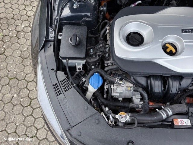 Kia Optima SW 2.0 CVVT PHEV - 17