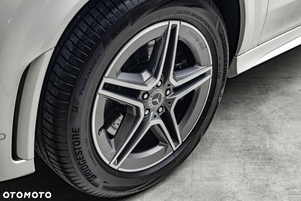 Mercedes-Benz GLE 300 d 4Matic 9G-TRONIC AMG Line - 36