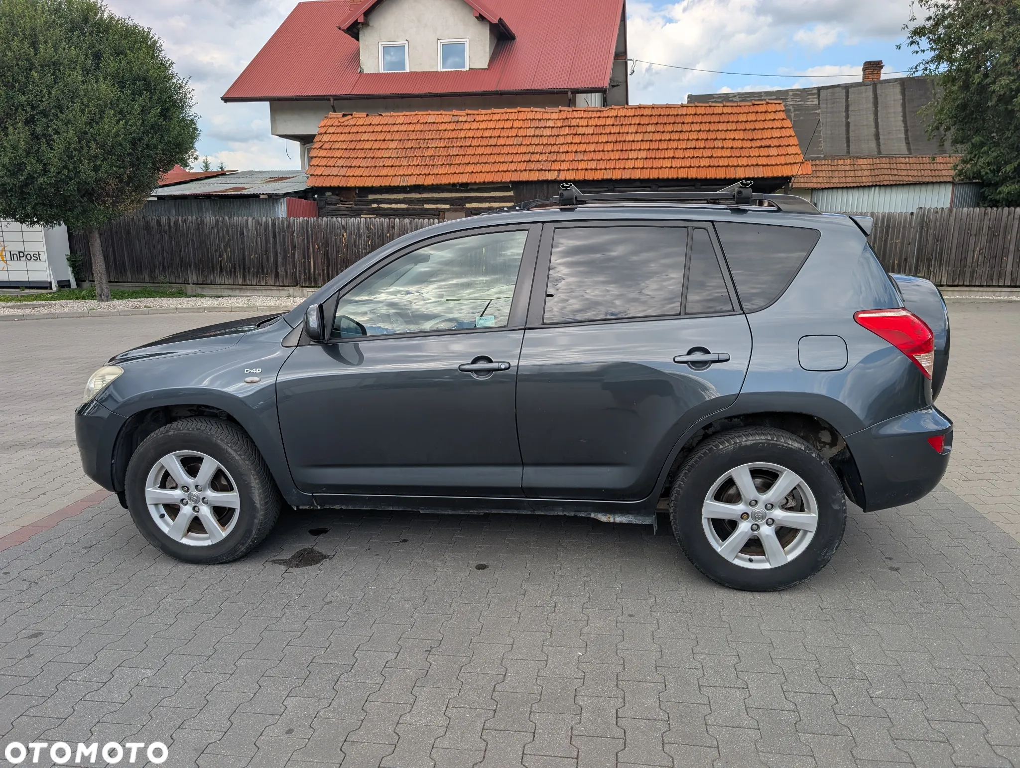 Toyota RAV4 - 8