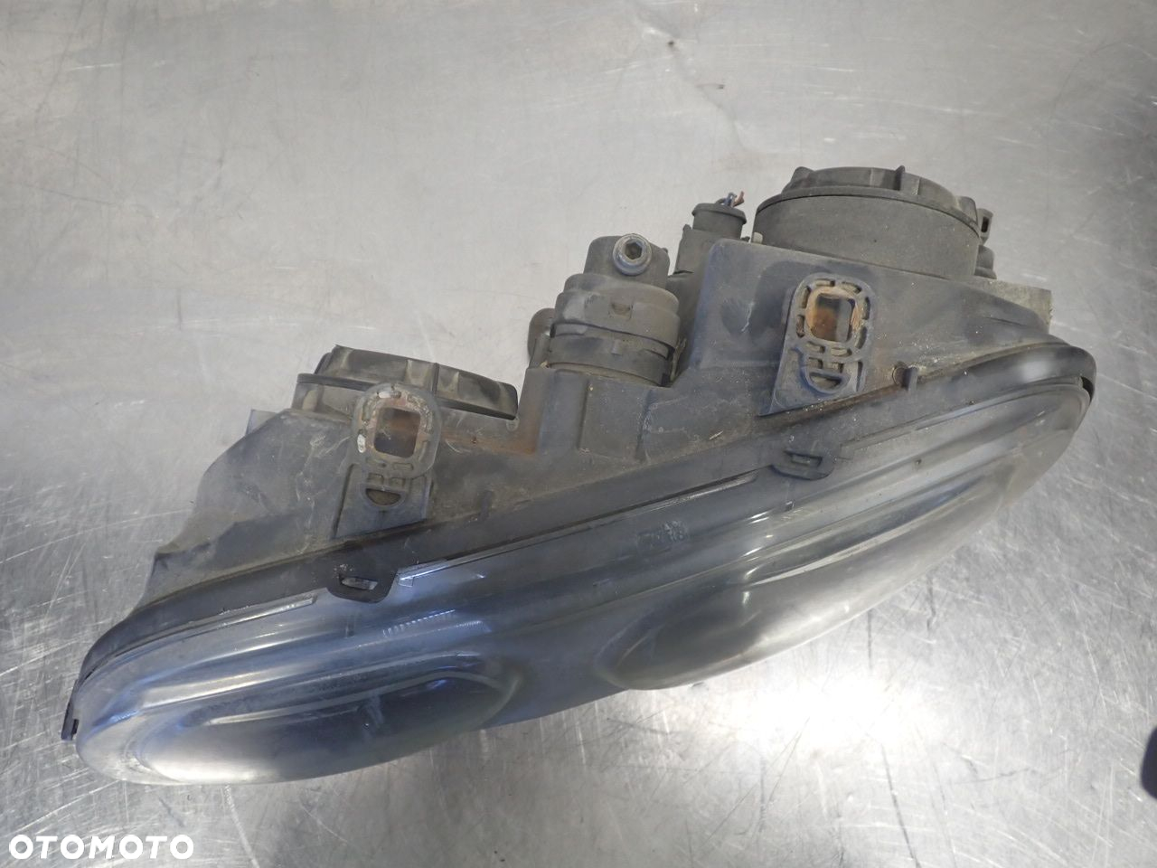 LAMPA LEWA PRZEDNIA MG ZR 160 1.8 - 2