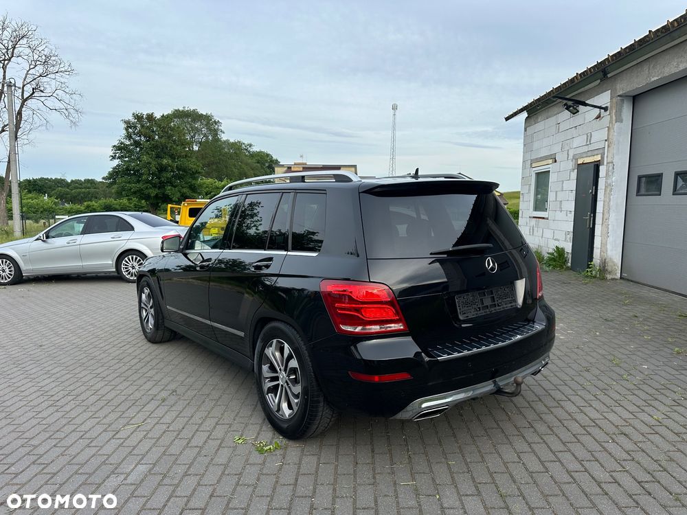 Mercedes-Benz GLK - 25