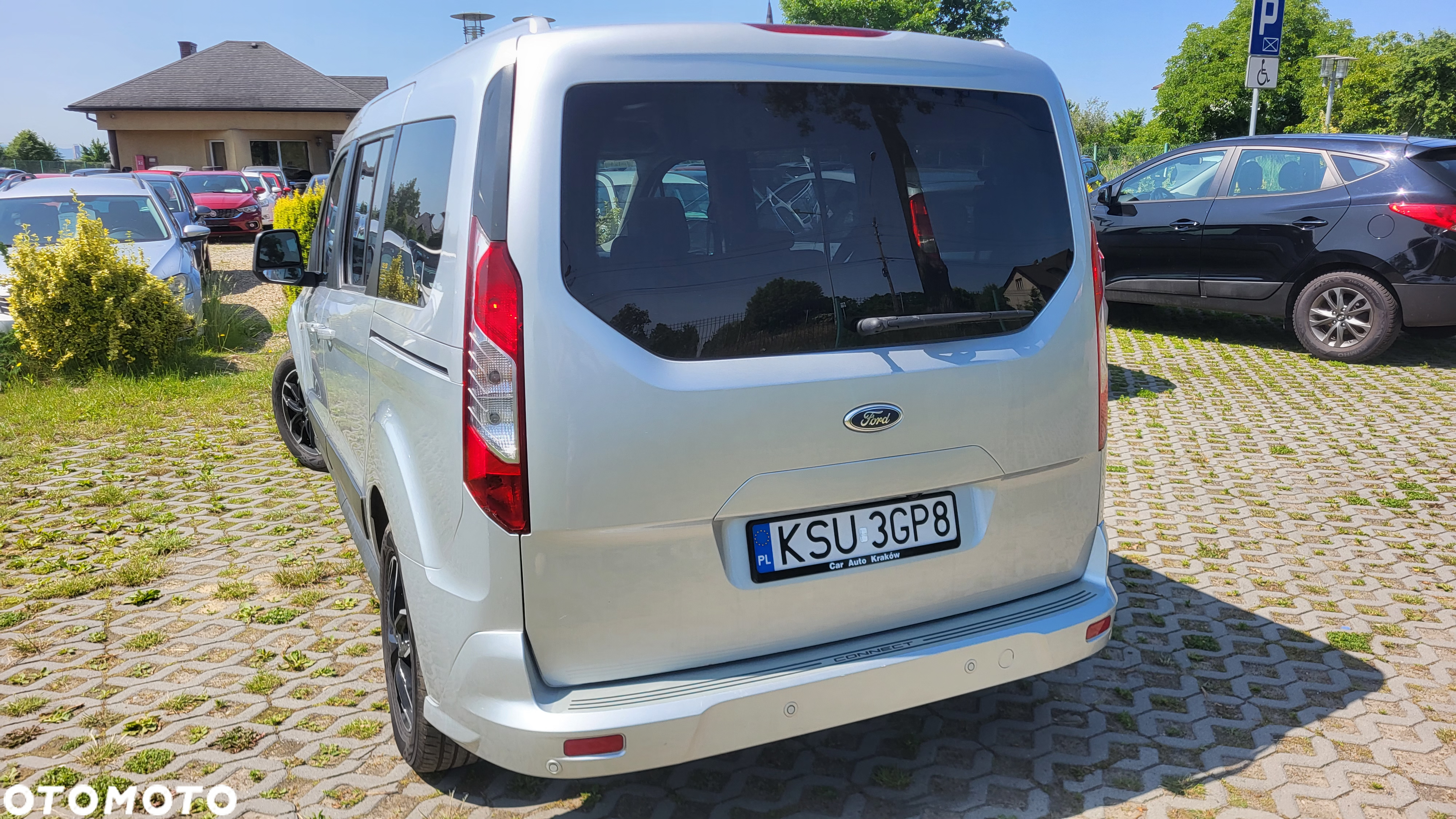 Ford Tourneo Connect Grand - 21