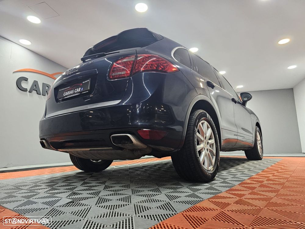 Porsche Cayenne - 9