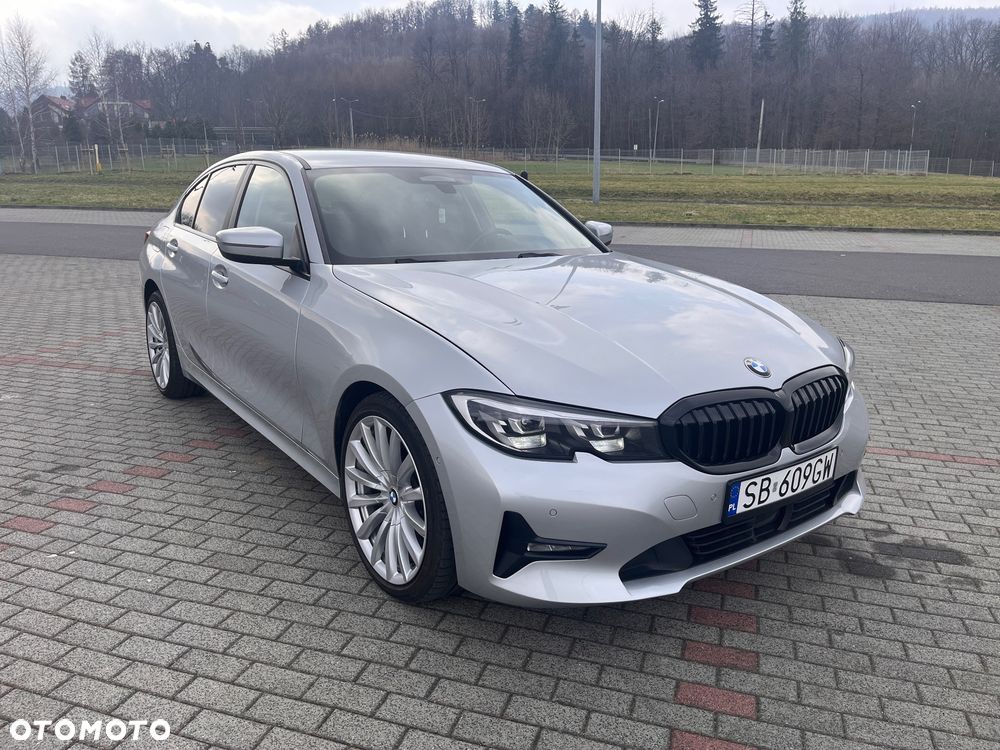 BMW Seria 3 320i xDrive Edition M Sport Shadow - 2