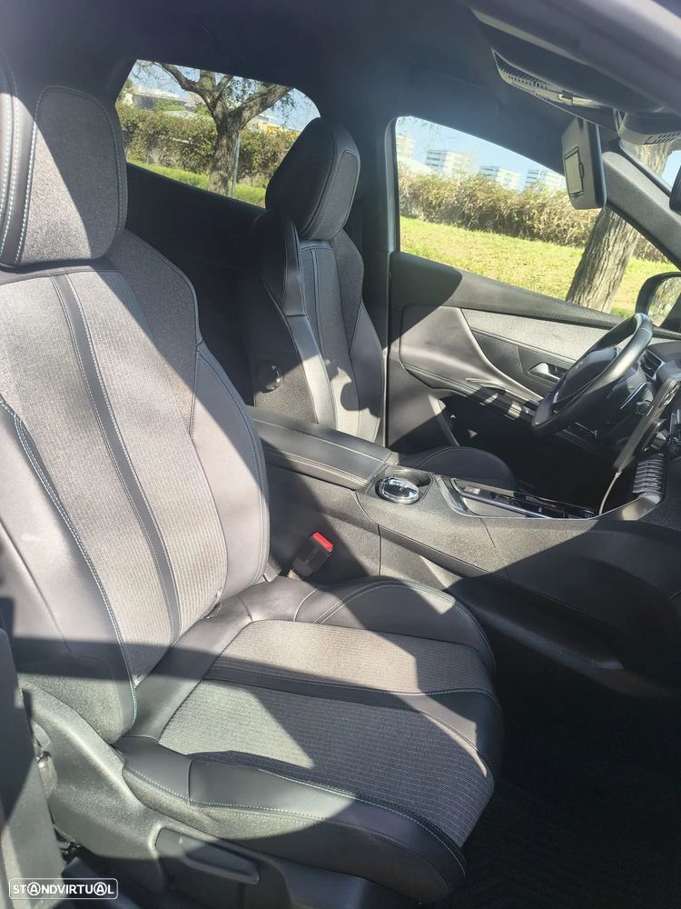 Peugeot 3008 1.5 BlueHDi Allure Pack EAT8 - 12