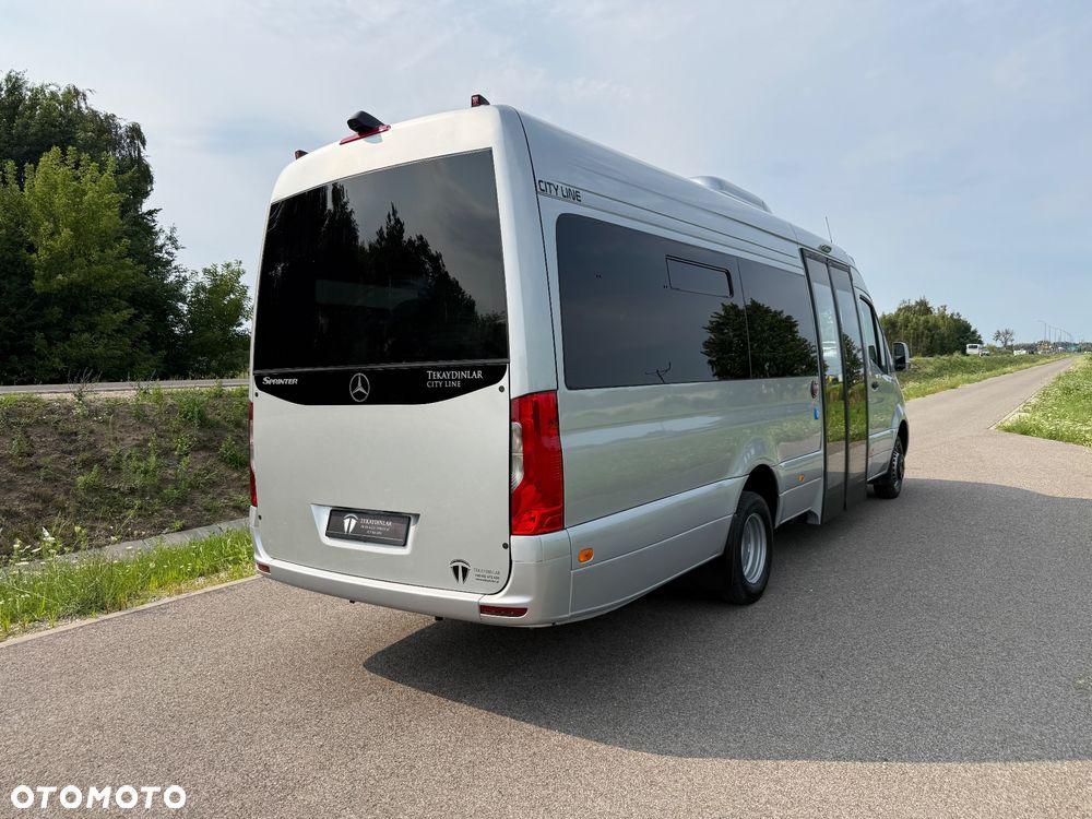 Mercedes-Benz Sprinter 517 - 7