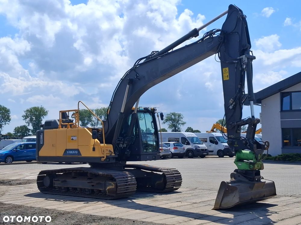 Volvo EC 220 EN - 6