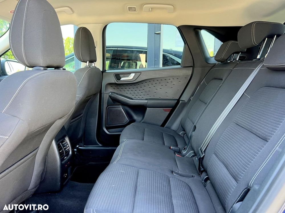 Ford Kuga - 29