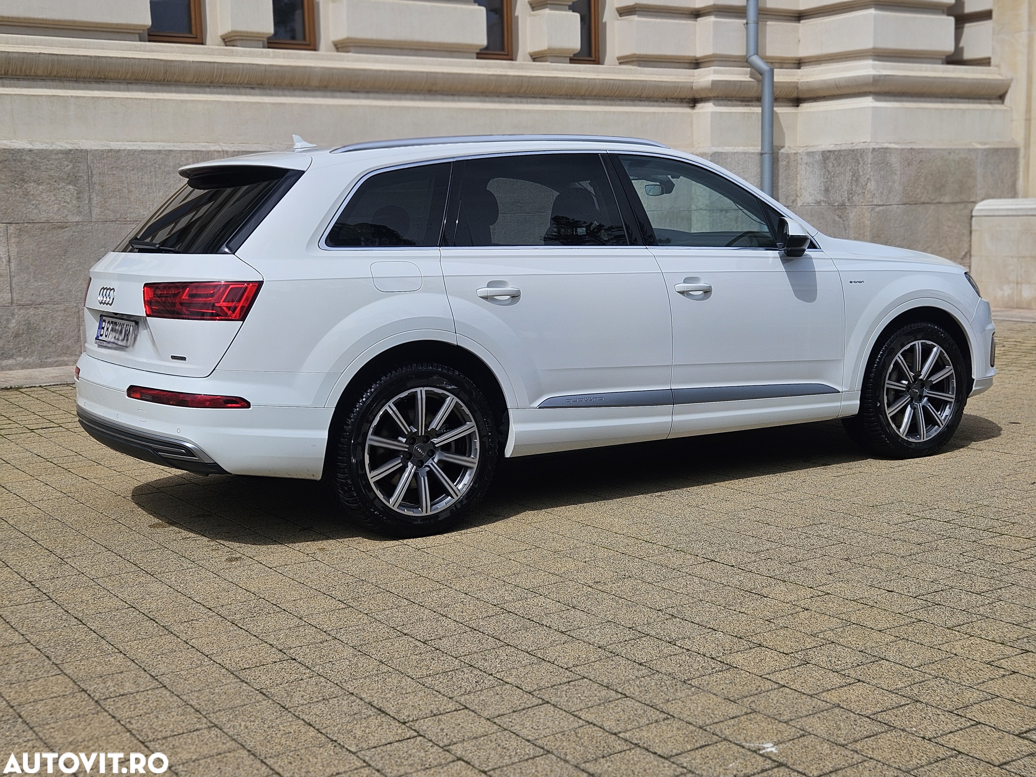 Audi Q7 - 4