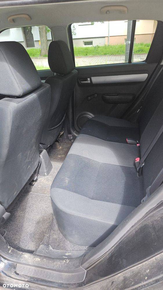 Suzuki Swift 1.3 Limited 25 - 6