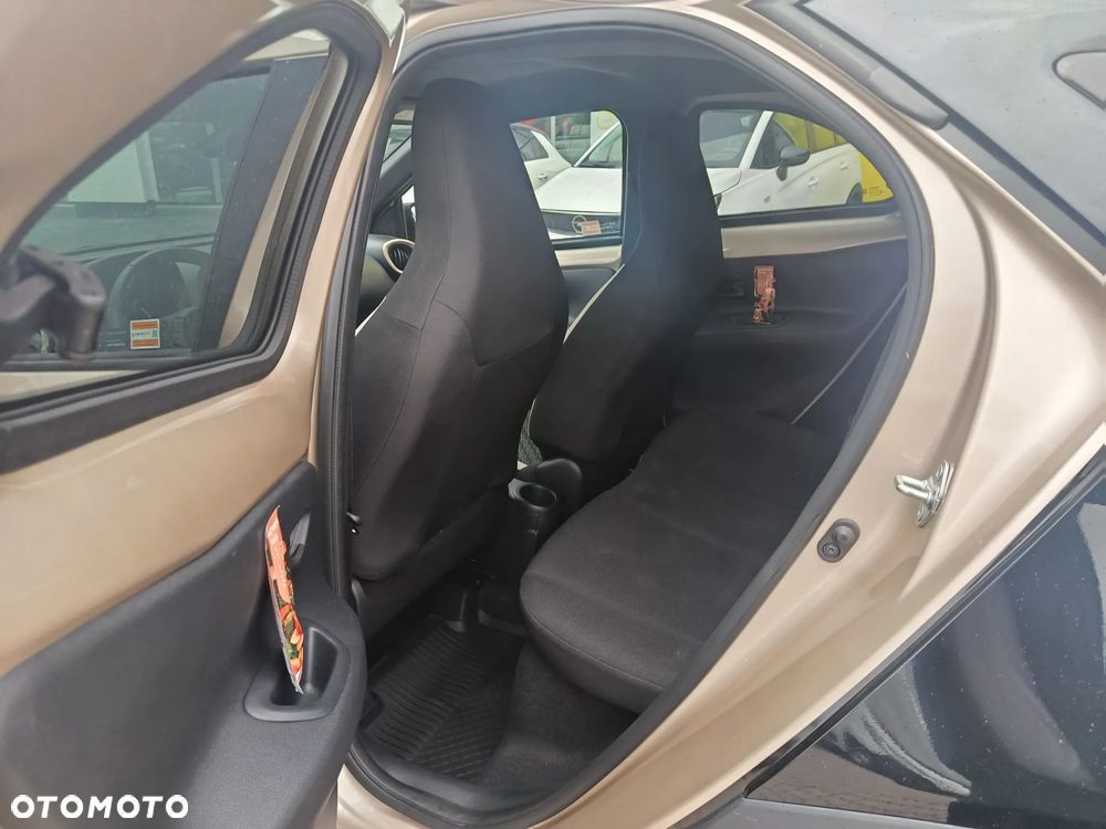 Toyota Aygo X 1.0 VVT-i Selection - 10