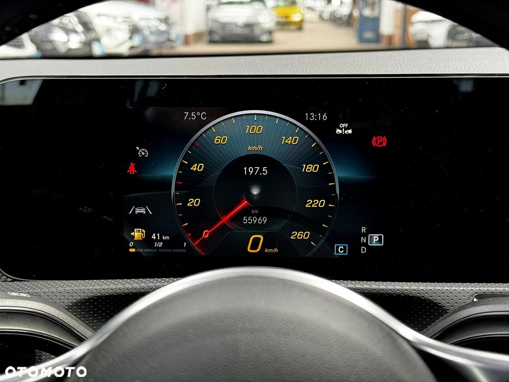 Mercedes-Benz CLA 200 Progressive 7G-DCT - 18