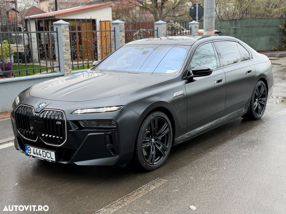 BMW M7 M760e xDrive - 6