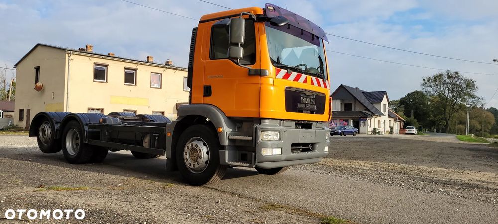 MAN KRÓTKI ROZSTAW 390cm, PIERWSZY WŁAŚCICIEL, PRZEBIEG 178tyś KM - 2