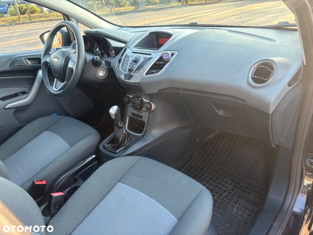 Ford Fiesta 1.25 Champions Edition - 15