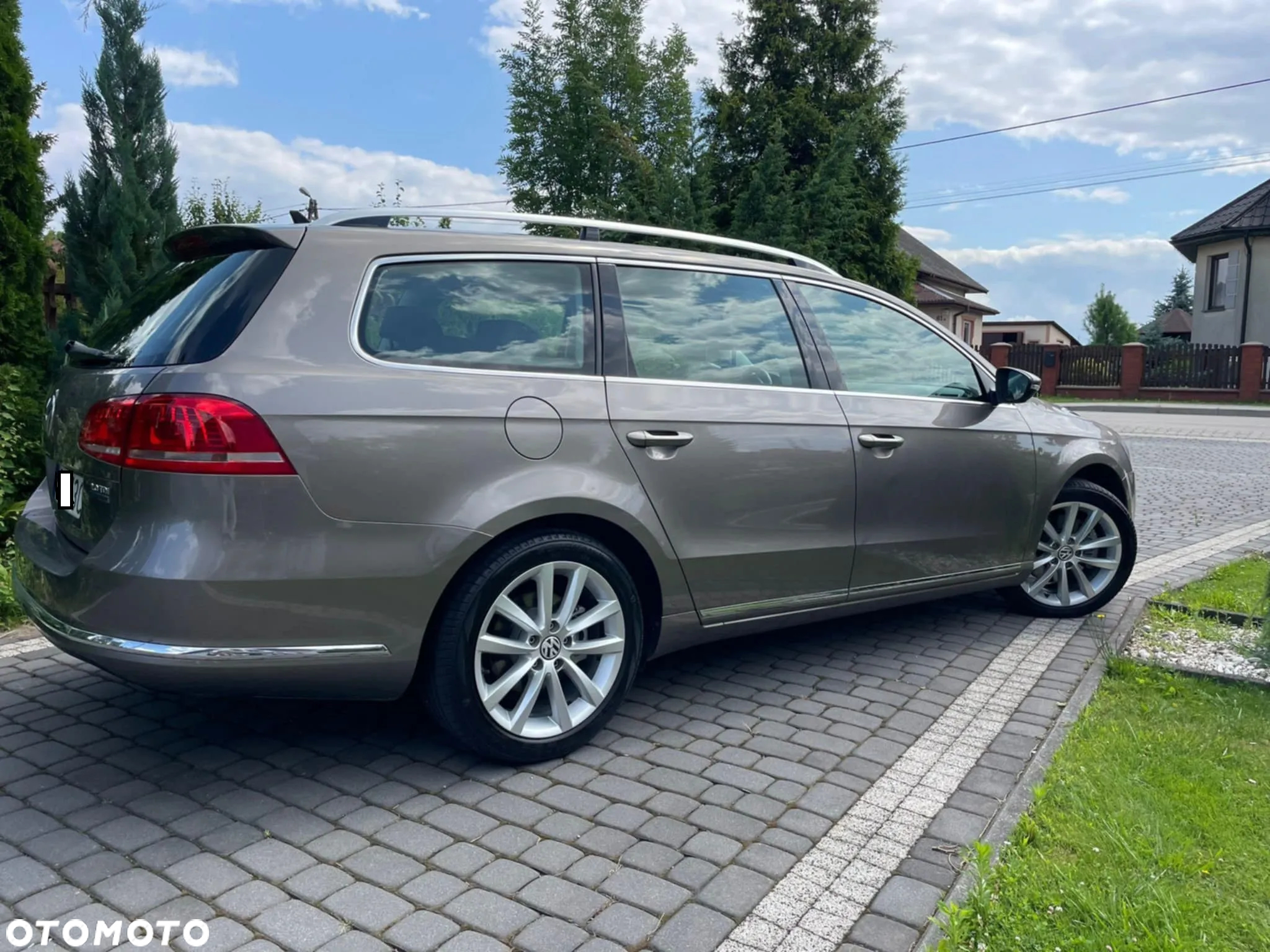 Volkswagen Passat 2.0 TDI DPF Highline DSG - 13