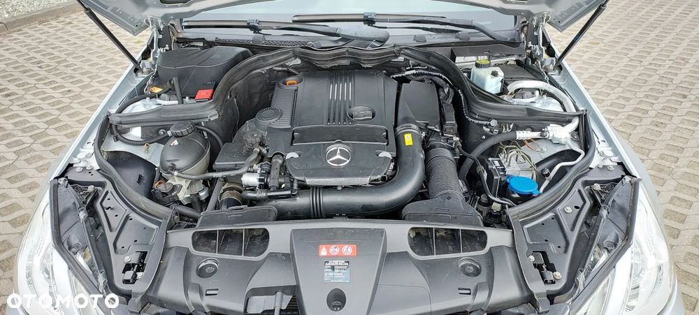 Mercedes-Benz Klasa E - 15