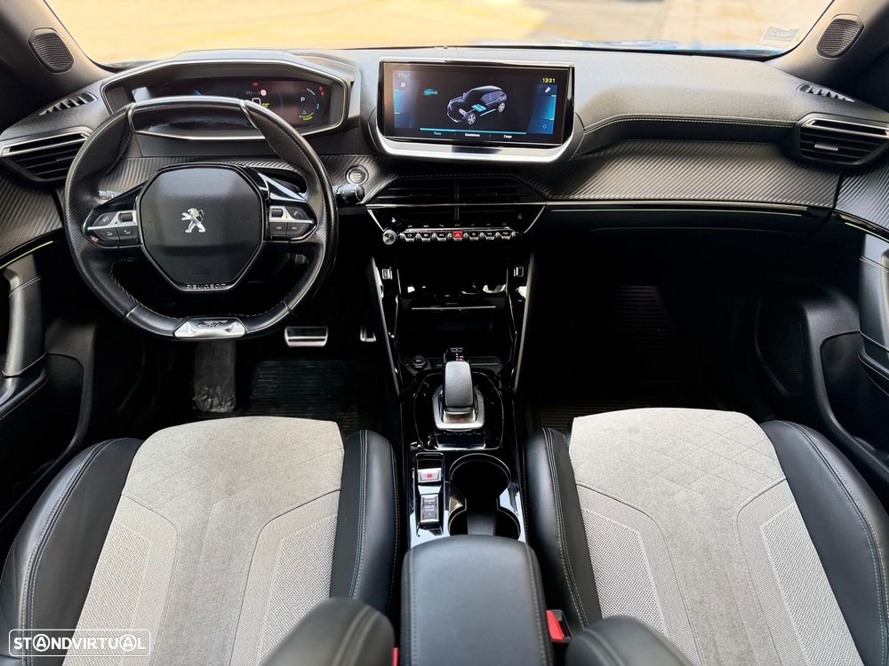 Peugeot e-2008 GT - 23