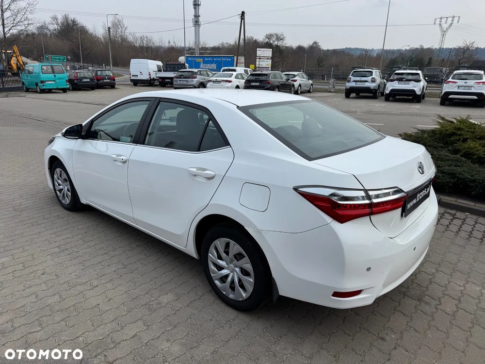 Toyota Corolla 1.4 D-4D Comfort - 6