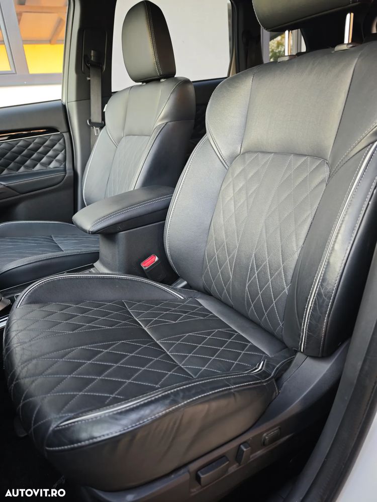 Mitsubishi Outlander 2.4 4WD Spirit+ - 22