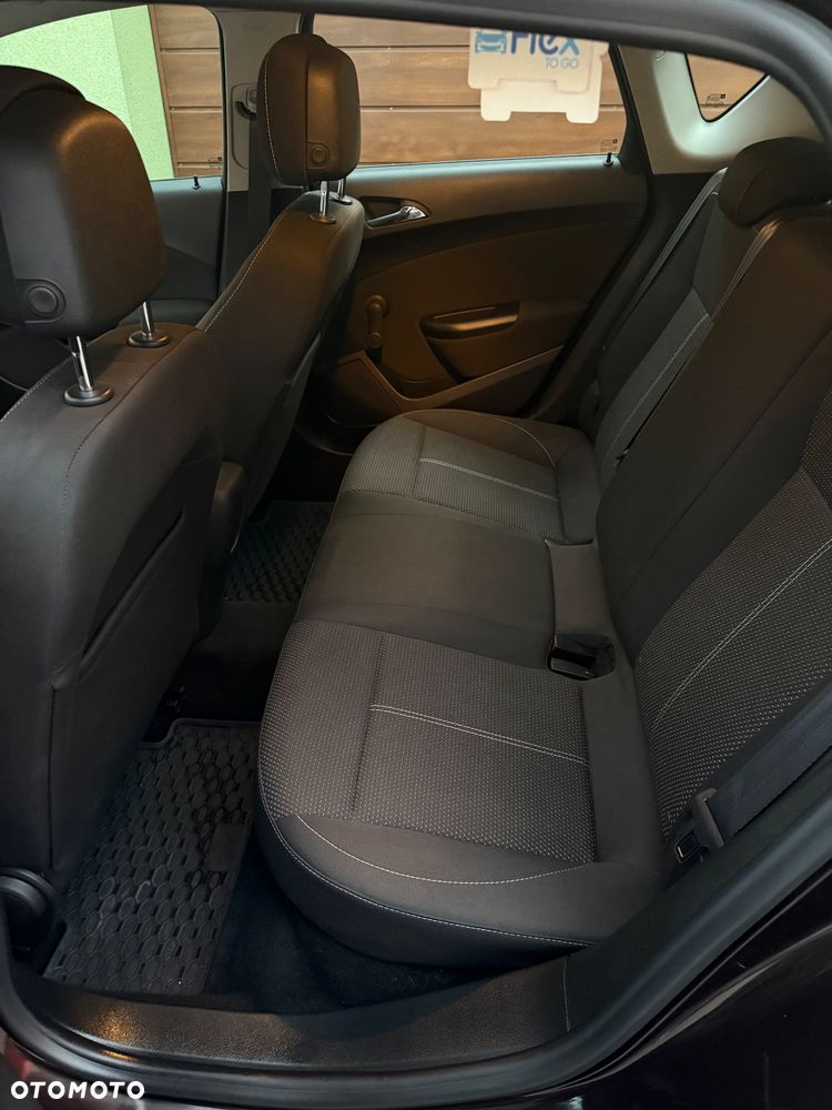 Opel Astra 1.4 T Energy EU6 - 11