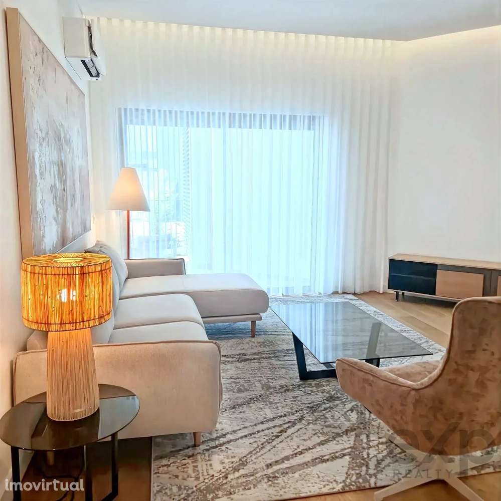 Apartamento de Luxo na Primeira Linha do Mar – Funchal - Grande imagem: 2/32