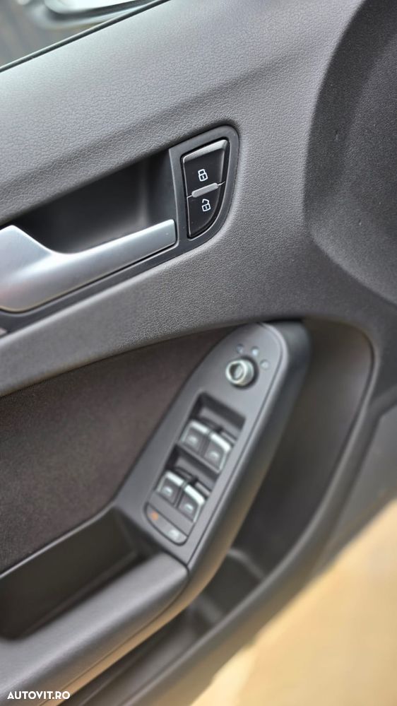 Audi A4 Avant 2.0 TDI DPF multitronic Attraction - 22