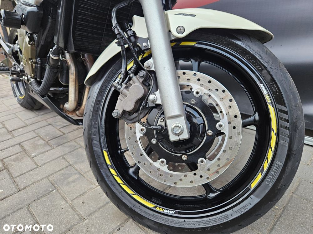 Yamaha XJ - 9