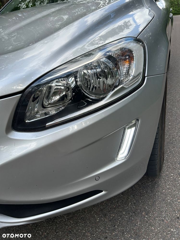 Volvo XC 60 - 24