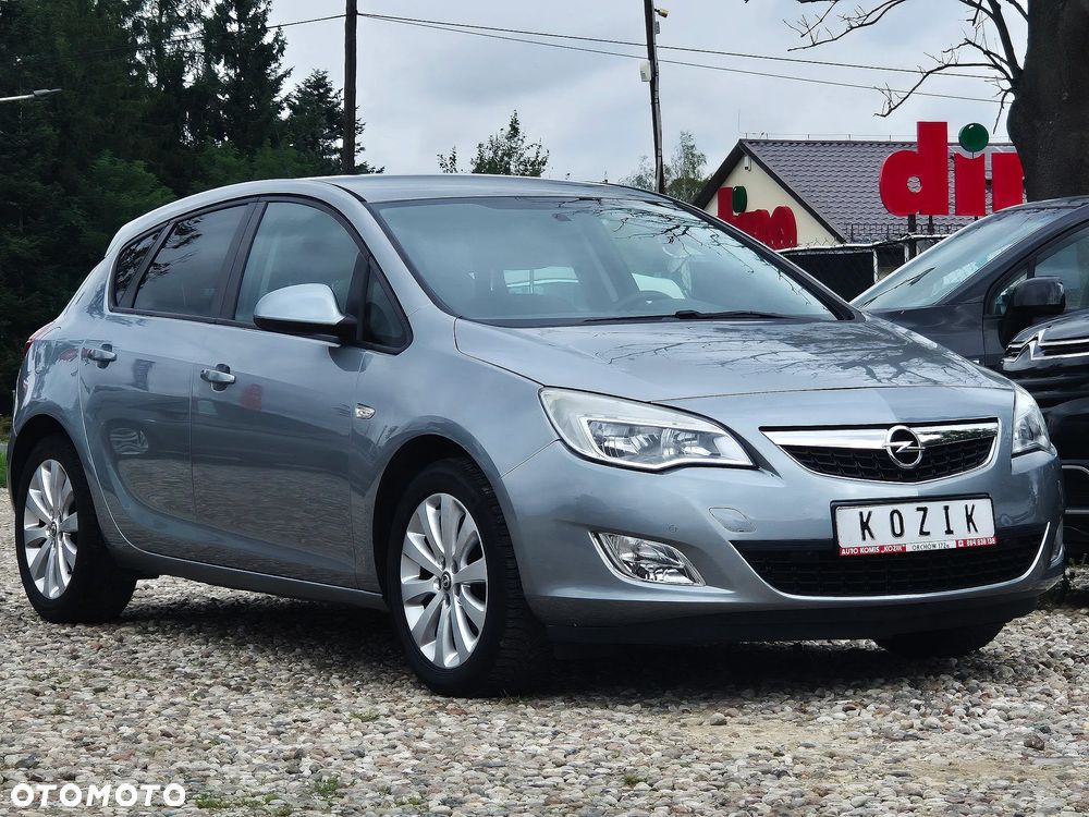 Opel Astra 1.4 Turbo Design Edition - 9