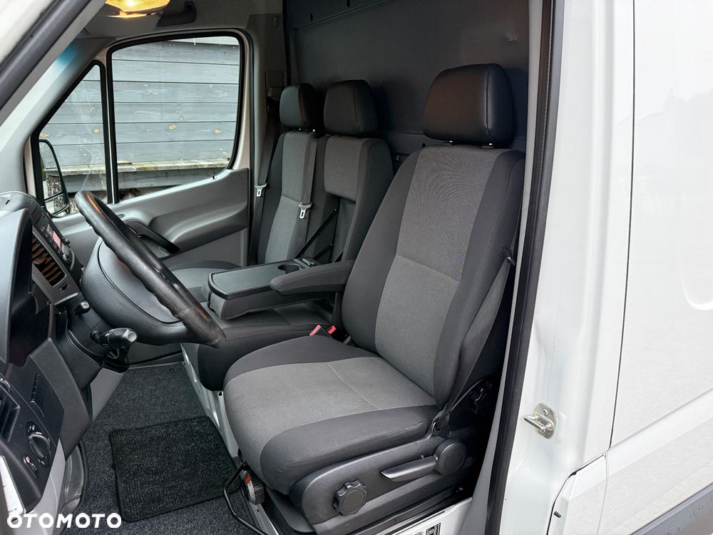 Volkswagen Crafter - 37