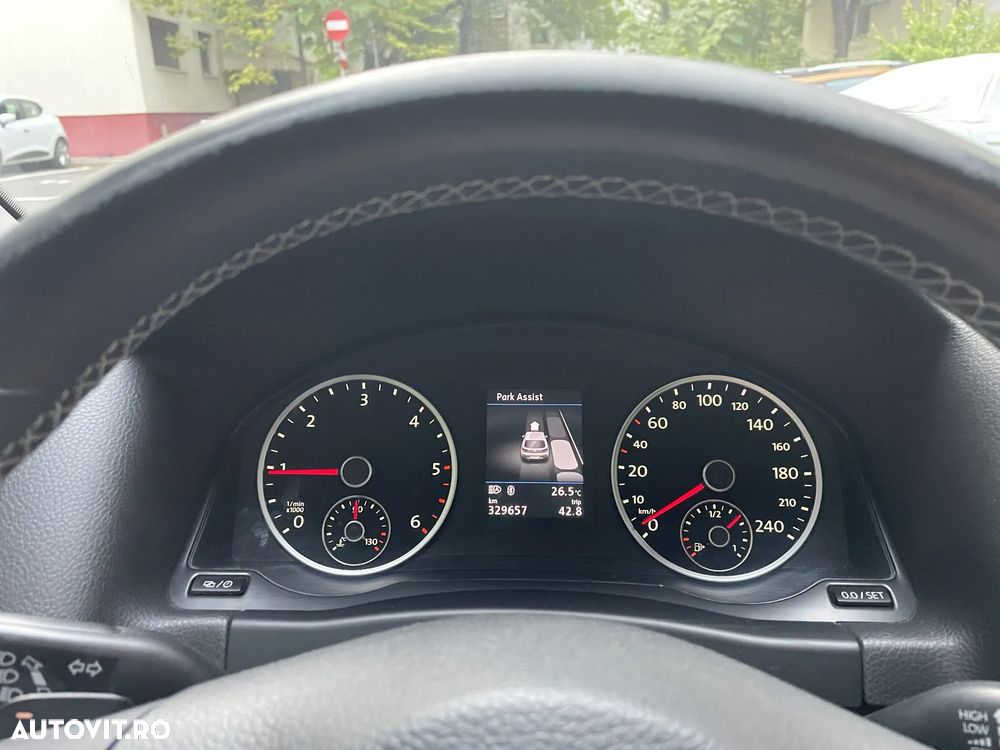 Volkswagen Tiguan - 17