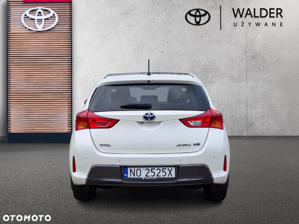 Toyota Auris Hybrid 135 Premium - 6