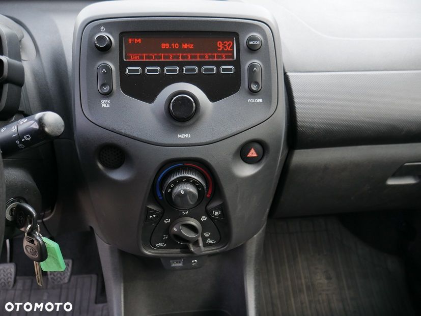 Toyota Aygo - 14