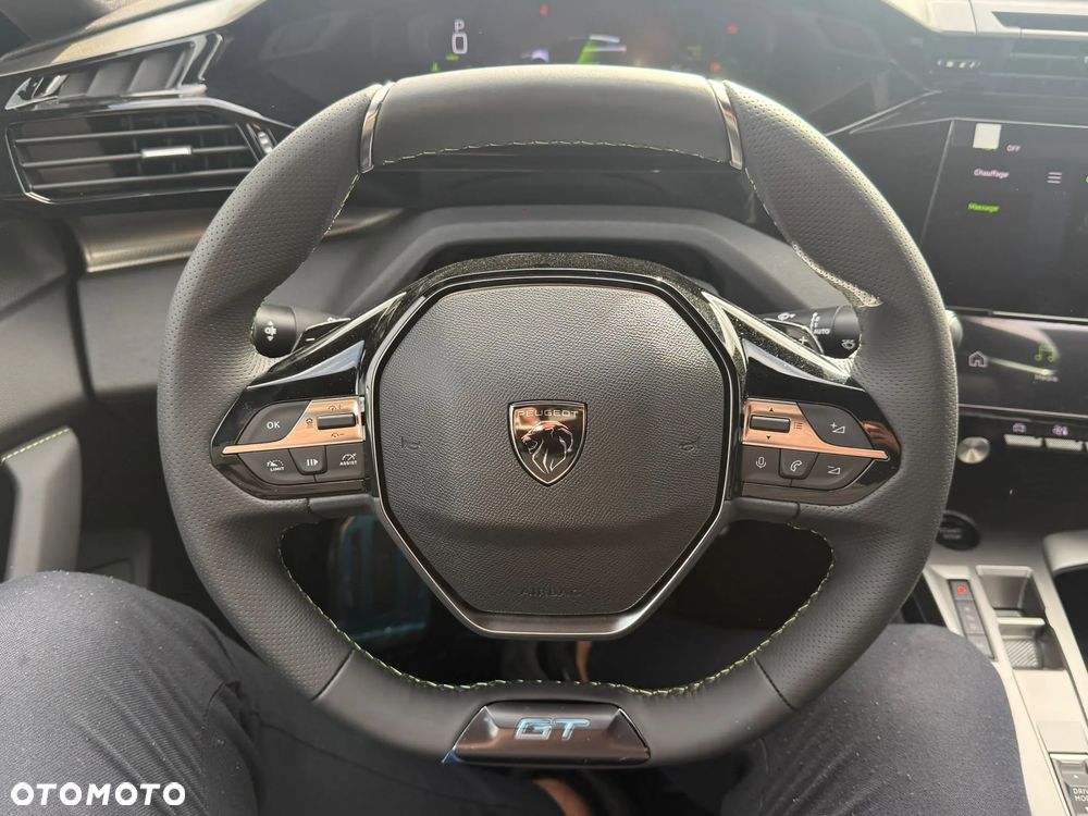Peugeot 308 - 24
