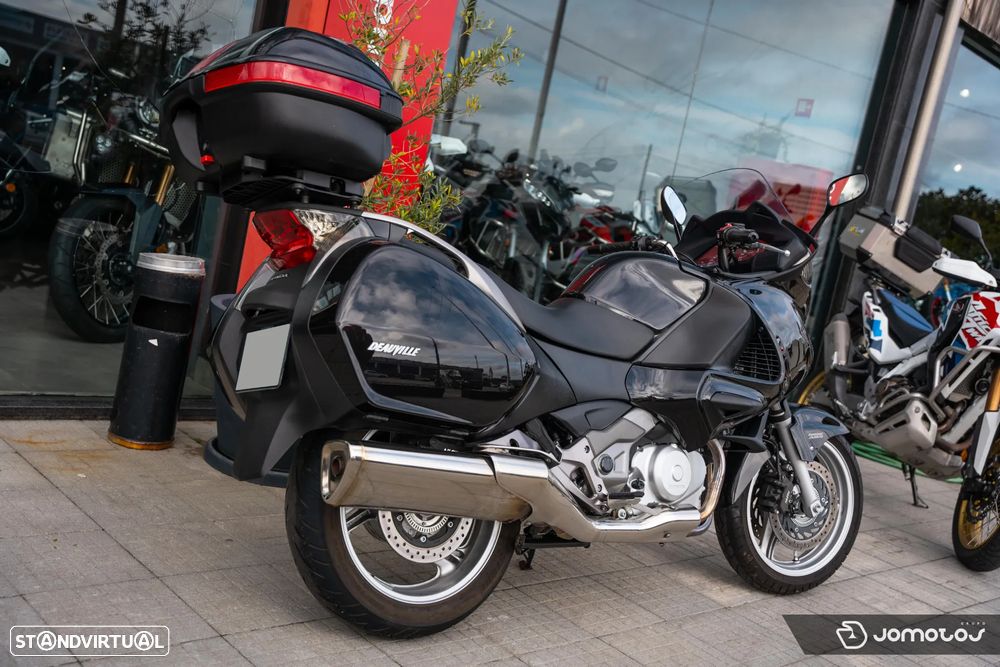 Honda Deauville 700 - 4