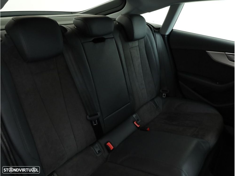 Audi A5 Sportback 35 TFSI S tronic - 16